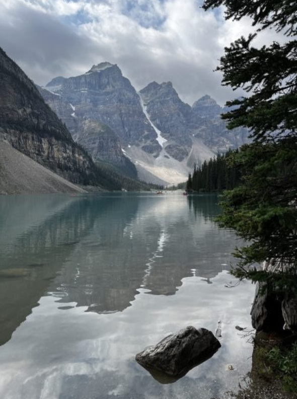 Mountains and lake at Banff National Park