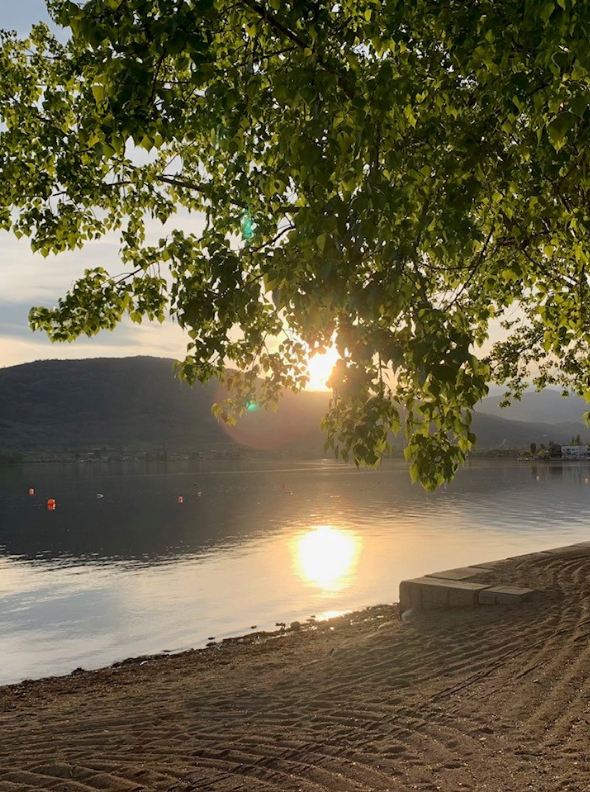 Beach during sunset at Osoyoos Lake